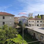 Affitto 4 camera appartamento di 160 m² in Foligno