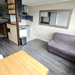 Rent 1 bedroom apartment of 26 m² in Courbevoie