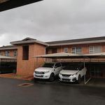 Rent 2 bedroom apartment of 7456 m² in uMhlathuze