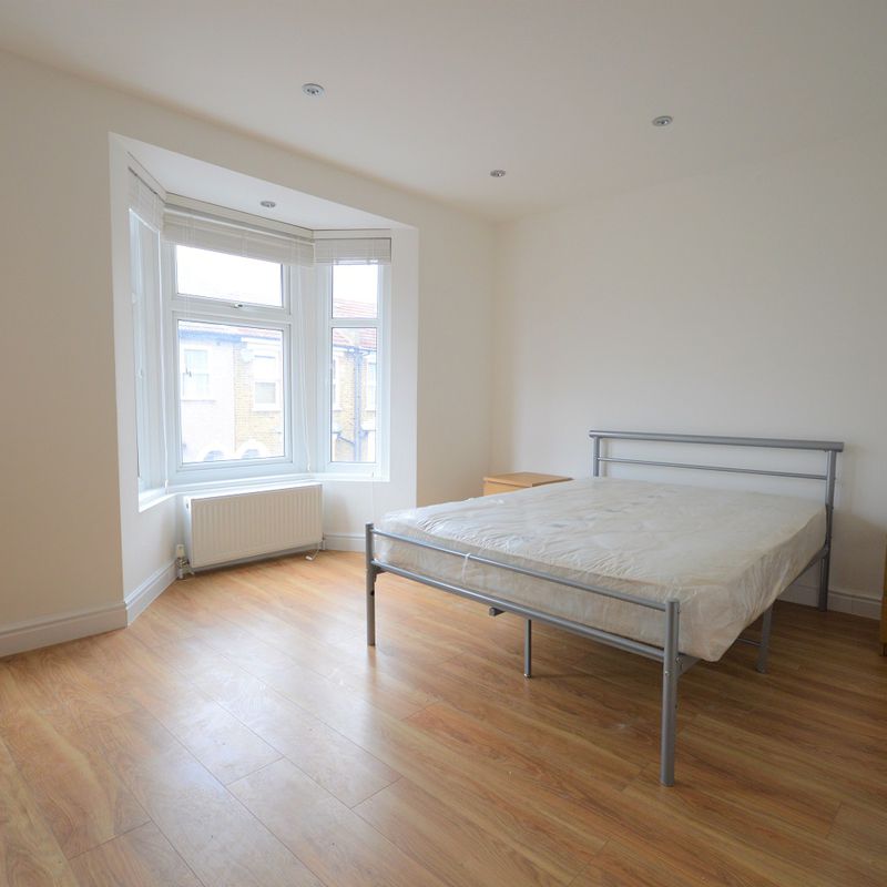 Walthamstow E17 – Large Double Bedroom Higham Hill