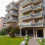 Rent 5 bedroom apartment of 140 m² in Silvi