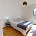Rent 5 bedroom apartment of 11 m² in Villeurbanne