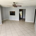 Rent 2 bedroom apartment of 1026 m² in West Palm Beach