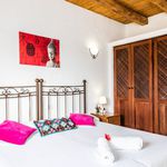 Rent 6 bedroom house in Sant Carles de Peralta