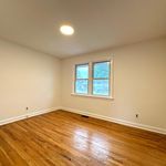 Rent 3 bedroom apartment in Trenton