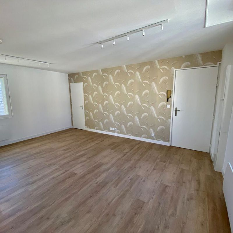appartement entièrement rénové voiron - 2 pièce(s) - 43.37 m2