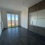 Rent 3 bedroom apartment of 55 m² in LES MARTIGUES