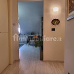 Affitto 3 camera appartamento di 74 m² in Cuneo