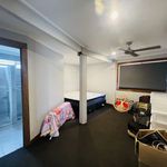 Rent 4 bedroom house of 780 m² in Moranbah