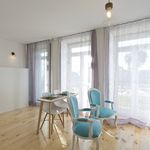 Rent 1 bedroom apartment of 32 m² in Porto