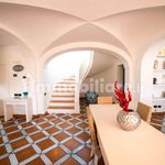 Rent 5 bedroom house of 350 m² in Anacapri