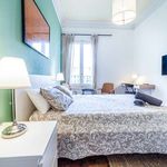 Rent a room of 150 m² in Barcelona