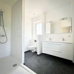 Rent 4 bedroom house of 619 m² in LASNE-CHAPELLE-SAINT-LAMBERT