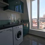 Rent 1 bedroom apartment of 28 m² in Le Kremlin-Bicêtre