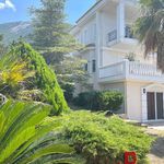 Rent 5 bedroom house of 235 m² in Chalkiades