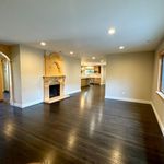 Rent 4 bedroom apartment of 339 m² in Saratoga