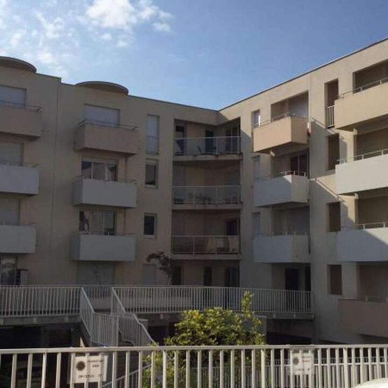 Location appartement 3 pièces 55 m² Poitiers (86000)