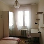 Rent 3 bedroom apartment in Pamplona