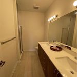 Rent 2 bedroom apartment of 478 m² in Ontario