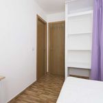 Alquilo 4 dormitorio apartamento de 100 m² en Prádena del Rincón