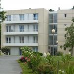 Rent 1 bedroom apartment of 28 m² in Mérignac