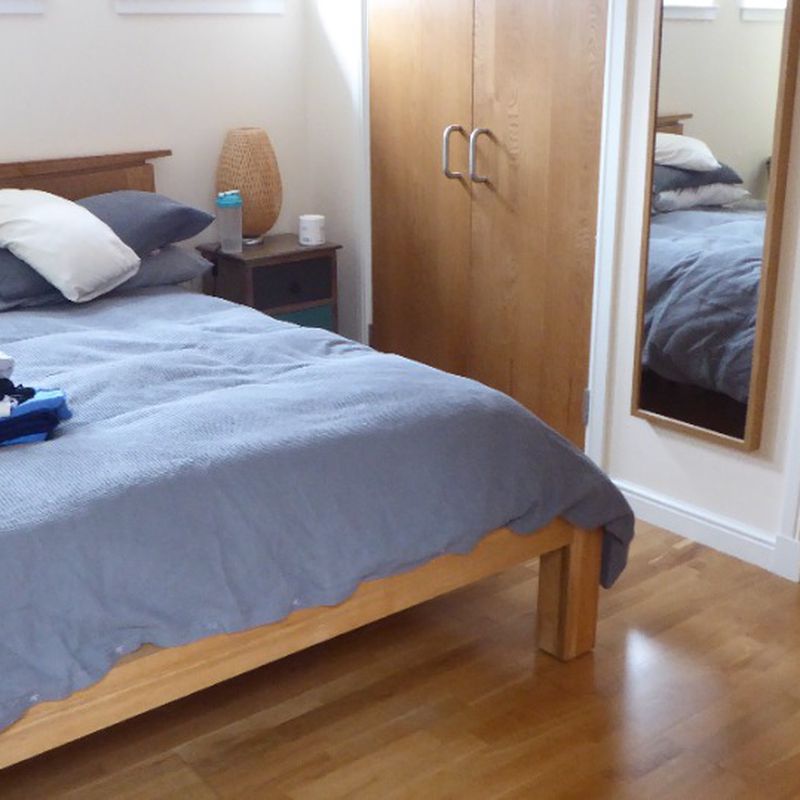 Furnished 2 bedroomed  flat Newington