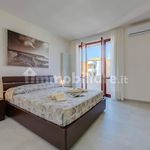 Rent 3 bedroom apartment of 90 m² in Peschiera del Garda