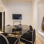 Rent 2 bedroom apartment of 90 m² in Milan