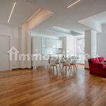 Rent 4 bedroom apartment of 115 m² in Genoa