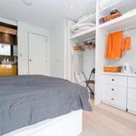 Rent a room of 72 m² in València