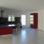 Rent 5 bedroom house of 152 m² in Lavaur