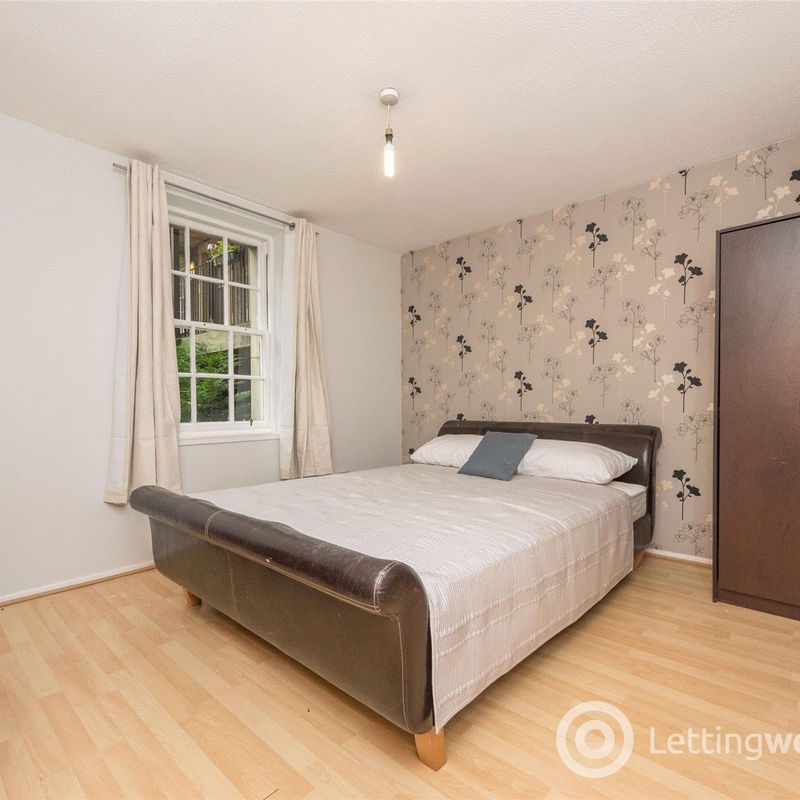 2 Bedroom Apartment to Rent at Edinburgh/City-Centre, Edinburgh, England Old Town