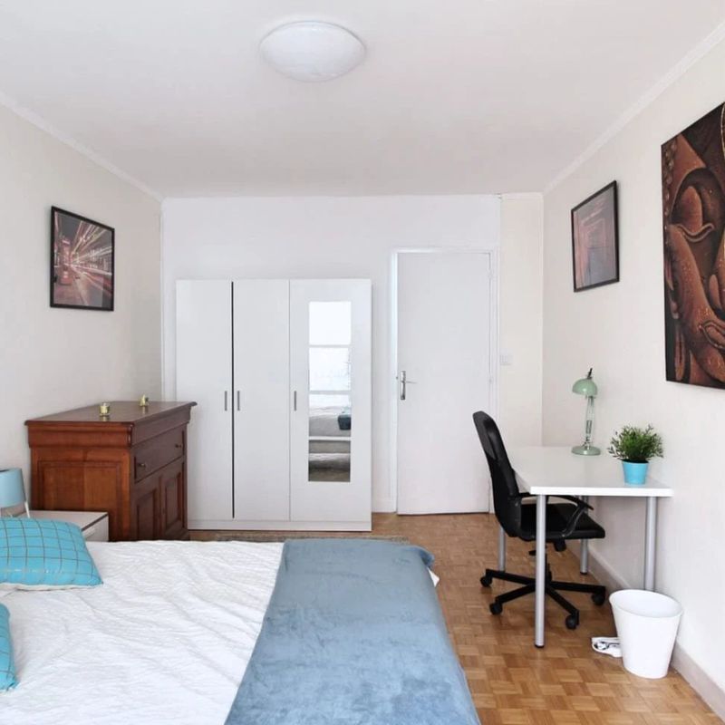 Co-living : Large, bright 17m² bedroom, paris 20eme