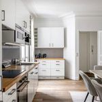 Rent 2 bedroom apartment of 95 m² in Tour Eiffel, Invalides – Ecole Militaire, Saint-Thomas d’Aquin