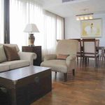 Rent 3 bedroom apartment of 145 m² in Khlong Tan