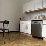 Miete 2 Schlafzimmer wohnung von 72 m² in Magdeburg
