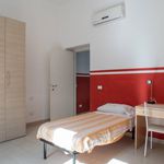 Rent 1 bedroom apartment in Milan