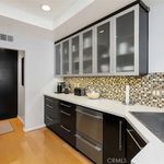 Rent 2 bedroom apartment of 125 m² in Newport Beach