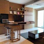 Rent 2 bedroom apartment of 81 m² in Phra Khanong
