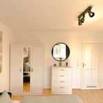 Rent a room of 90 m² in frankfurt