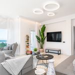 Rent 6 bedroom house of 470 m² in Estepona