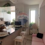 Affitto 3 camera appartamento di 131 m² in Napoli
