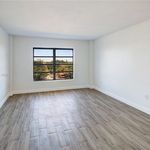 Rent 1 bedroom apartment of 675 m² in Lauderhill