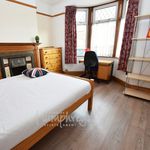 Rent 5 bedroom student apartment in Northampton