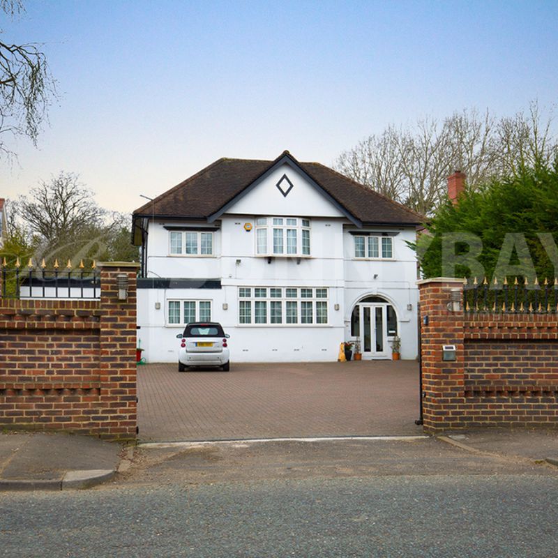 Raynes Park, South West London, SW20 - Property #1459007299 Coombe
