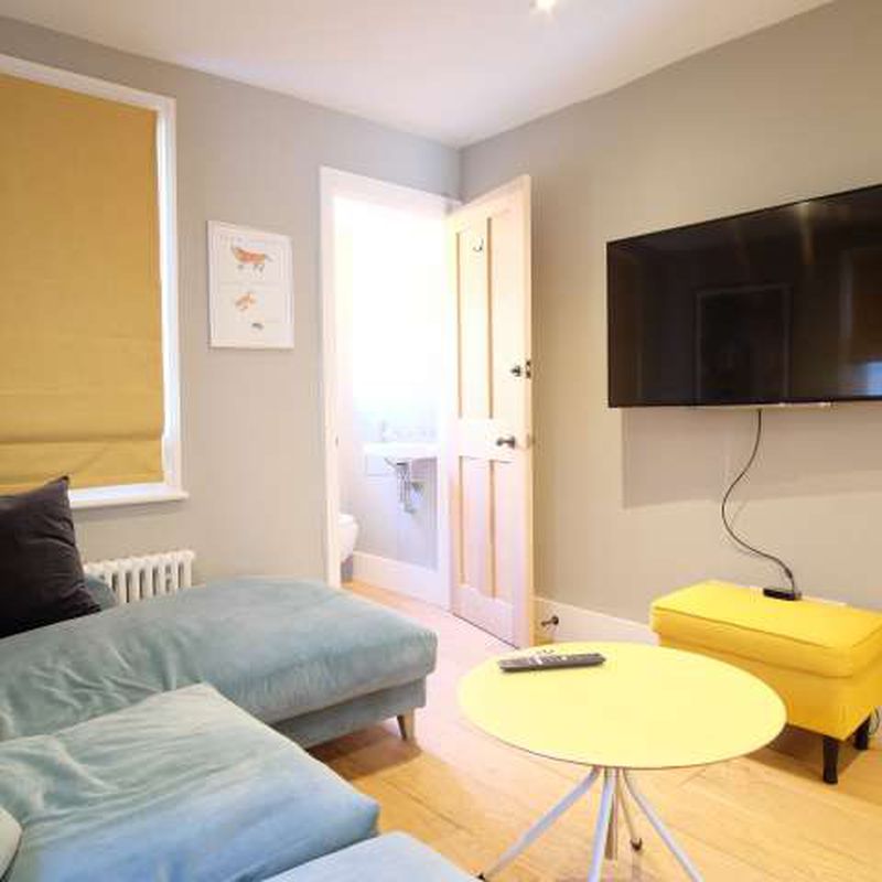 Welcoming 3-bedroom house for rent in Lambeth, London South Lambeth