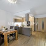Rent 4 bedroom apartment of 97 m² in Prague