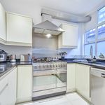 Rent 2 bedroom house of 880 m² in London