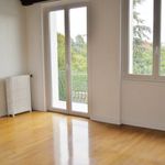 Rent 6 bedroom house of 187 m² in LES LYON