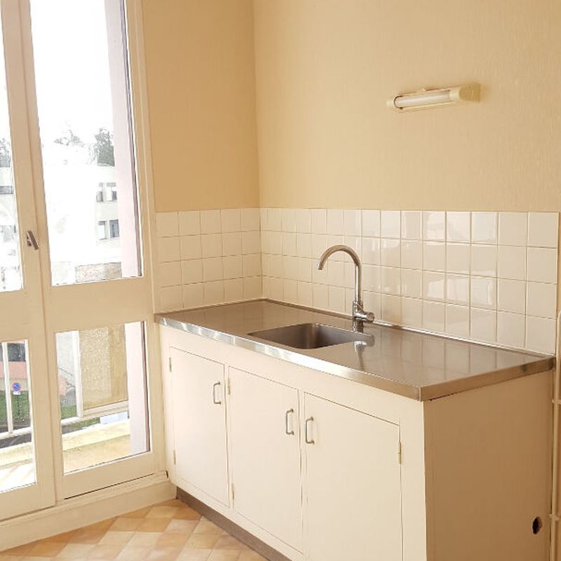 A LOUER Appartement 50000 Saint-Lô PROCHE COMMERCES 1 chambre 50.20 m²